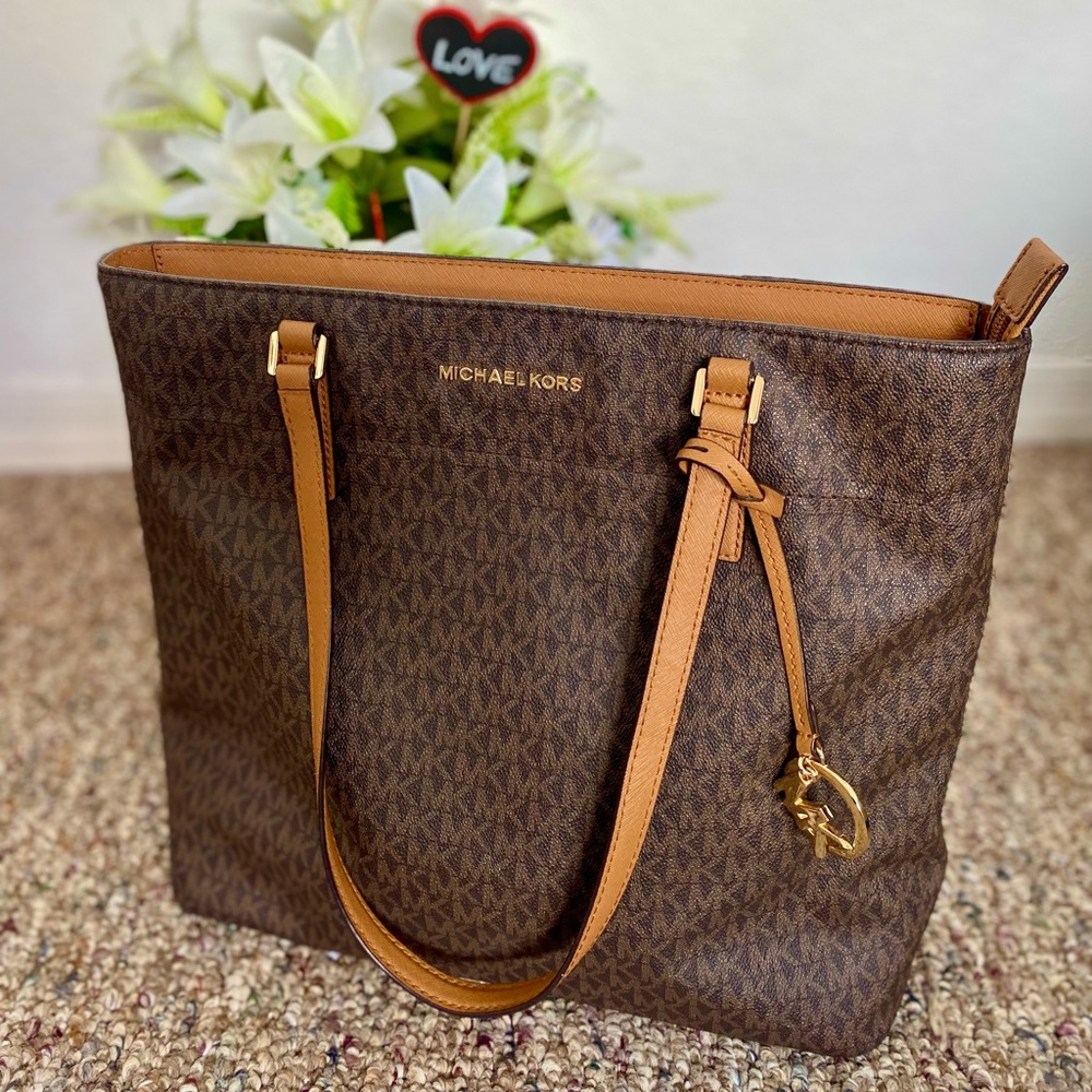 Michael Kors Bag ✨